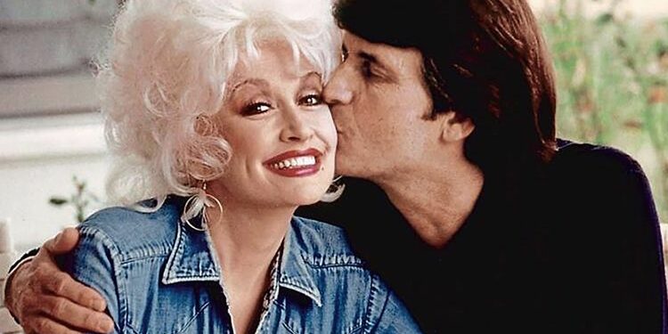 Dolly-Parton-Shares-Vintage-Photo-Instagram Carl-Feb 14 2022